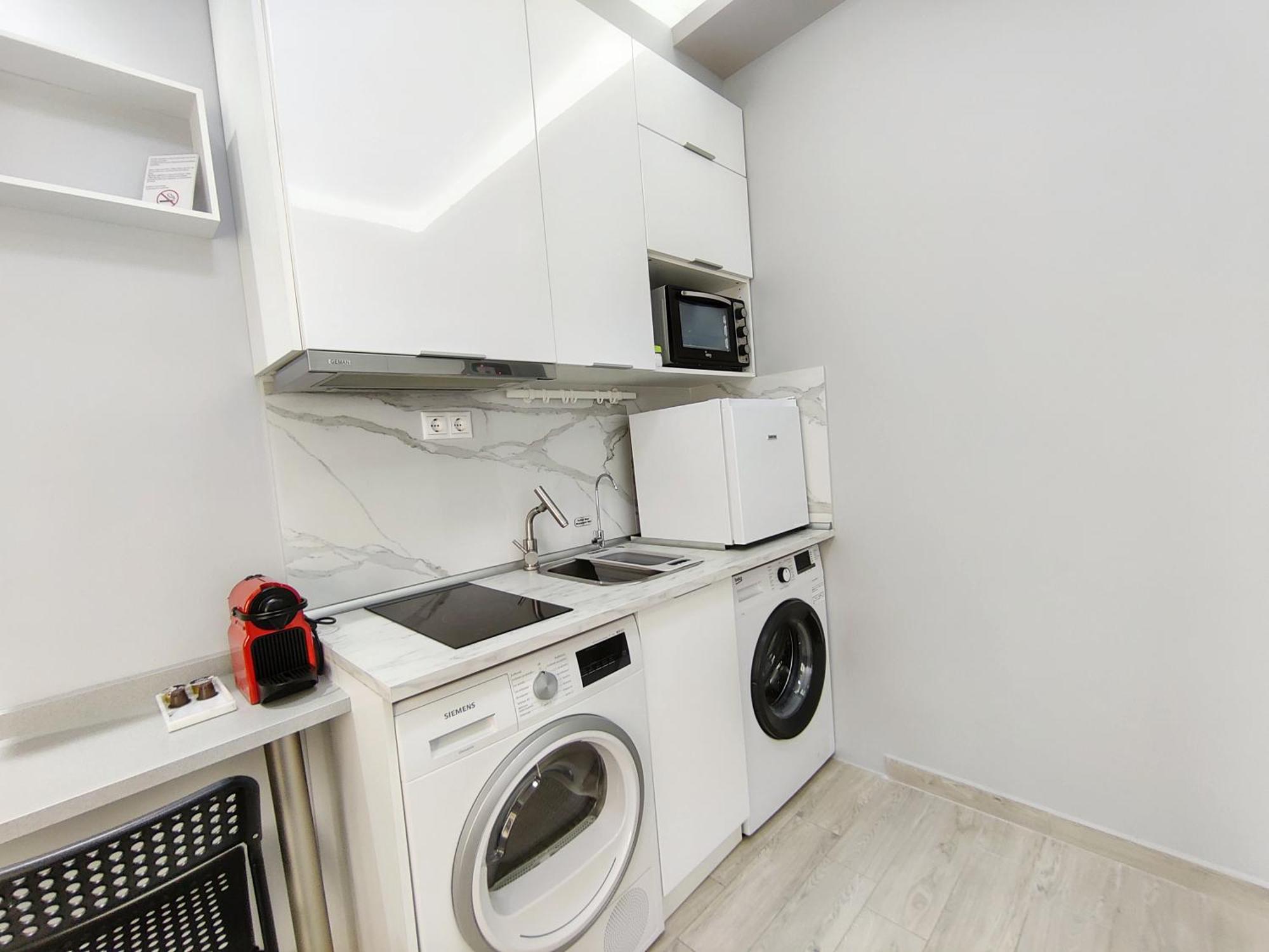 Pretty Petitie Fully Equipped City Center Studio Thessaloniki Exterior photo